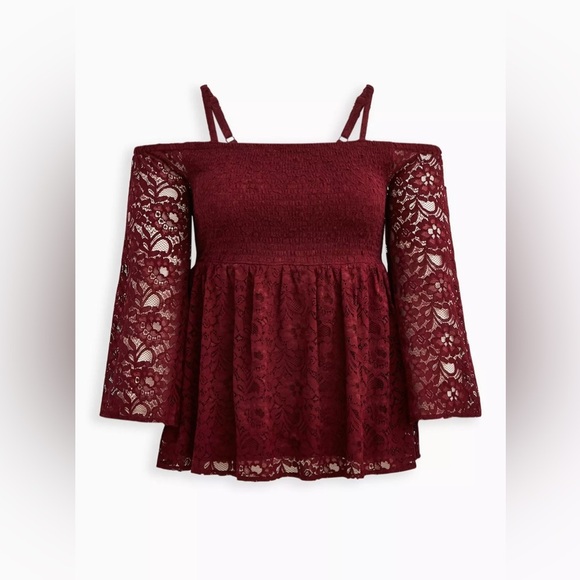 Torrid Babydoll Lace Smocked Cold Shoulder Top in Zinfandel - Size 0 (L/12) - Picture 5 of 5